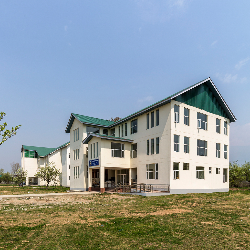Kashmir University Zakura Campus_0006 - institutional architecture by ANA Design Studio Pvt. Ltd.