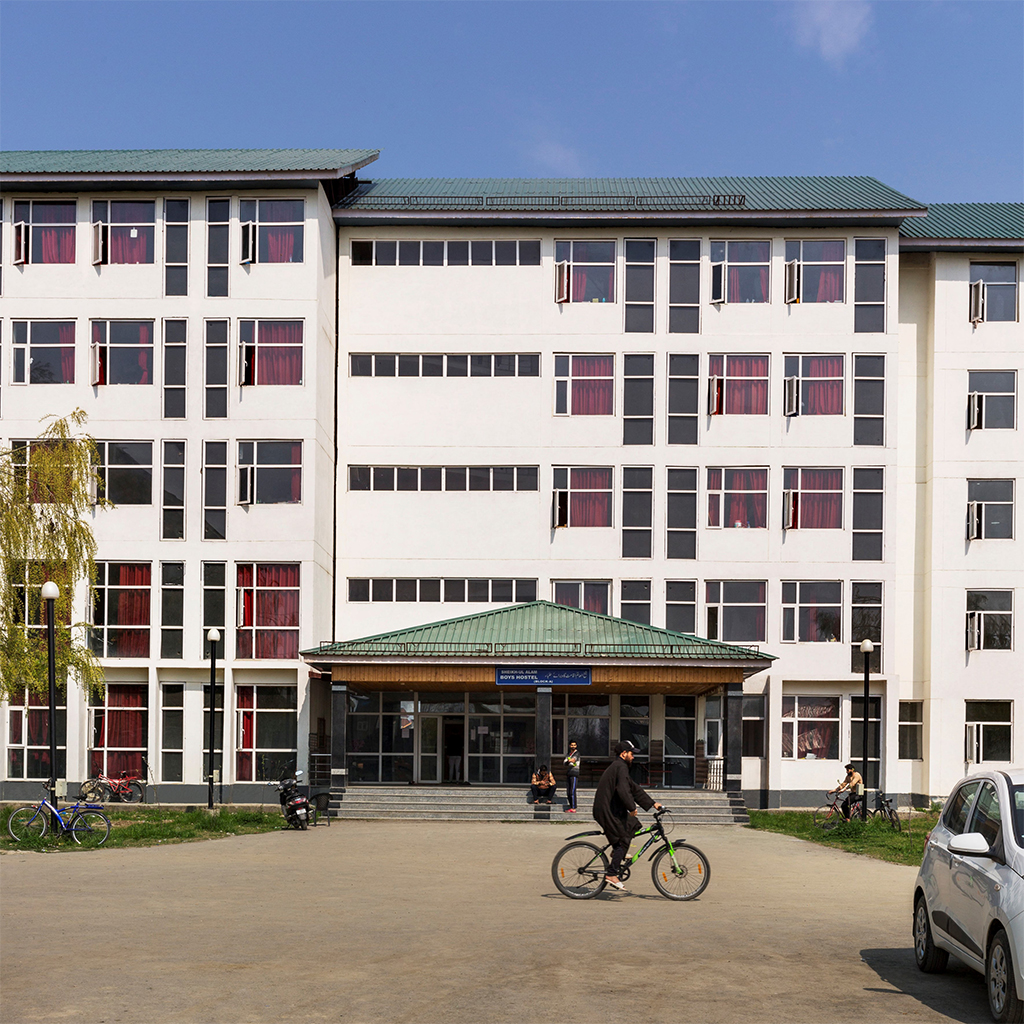 Kashmir University Zakura Campus_0007 - institutional architecture by ANA Design Studio Pvt. Ltd.